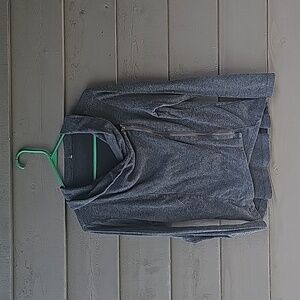 Side zipper gray sweatshirt